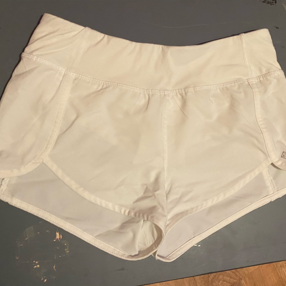 Antonio Melani Active Motion Back Zipper Pocket Moisture Wicking Shorts